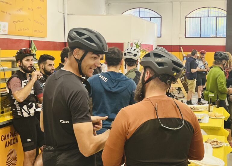 Al Mercato Coperto Ciclisti