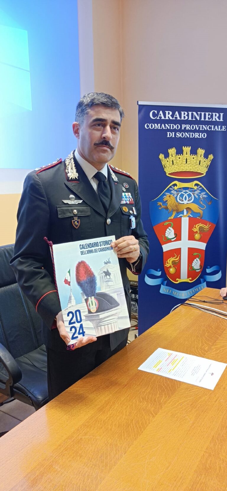 Il Col. Marco Piras presenta il Calendario Storico dei Carabinieri