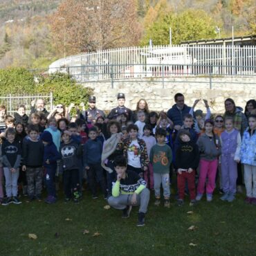 Giornata degli alberi, la Ecoschool di Triangia festeggia con piantumazioni e nuovi progetti