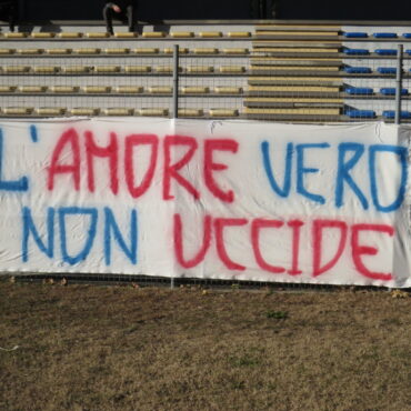 striscione tifosi