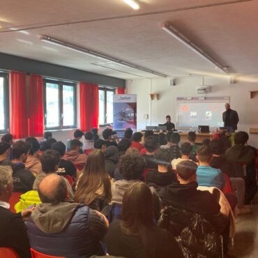 L’impegno verso i giovani e la scuola  della Categoria Legno di Confartigianato  Botacchi: “Dalle botteghe del legno al “Falegname 4.0”