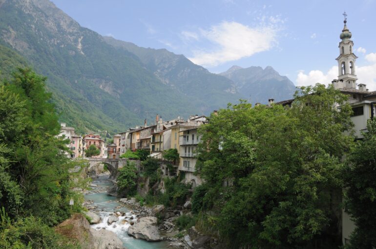 2013 08 07 10 14 36 Italy Lombardia Chiavenna Chiavenna