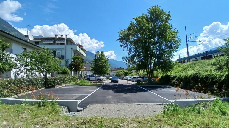 Parcheggio via Fiume