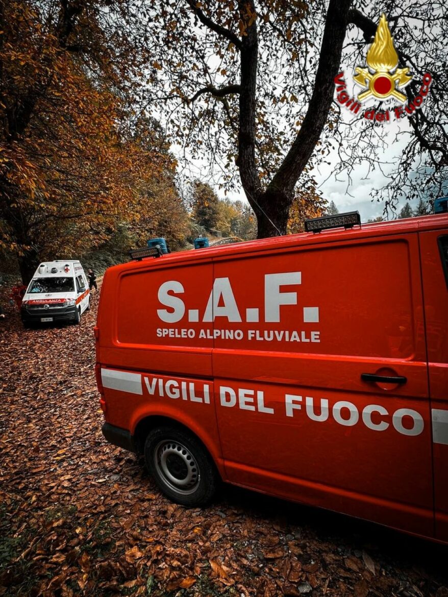 Teglio Bambino Di Anni Scivola Nel Bosco I Vigili Del Nucleo Saf Lo Portano In Salvo Radio Tsn