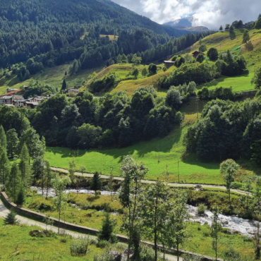 Fotoinserimento sponda destra T. Liro a Isola