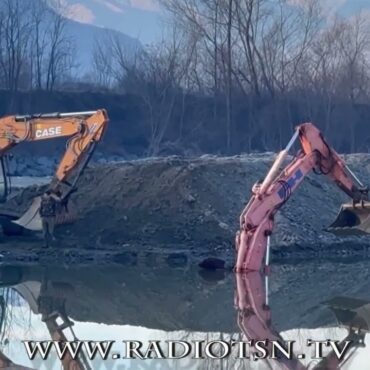 In acqua con l’escavatore, tragedia a Traona