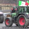 Agricoltori, sui trattori sale la protesta