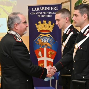 Generale De Riggi Incontra i Nuovi Carabinieri: Più Sicurezza per la Valtellina