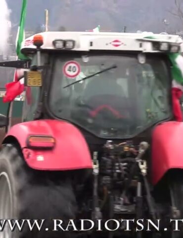 I trattori della Valtellina: “Rispetto per l’agricoltura”