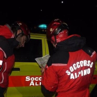 Buglio in Monte. Scivola in un canalone per trenta metri, tratto in salvo dal Soccorso Alpino