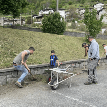 Concluso con successo il ciclo delle Giornate Ecologiche a Sondalo e nelle frazioni: un esempio di comunità attiva e responsabile