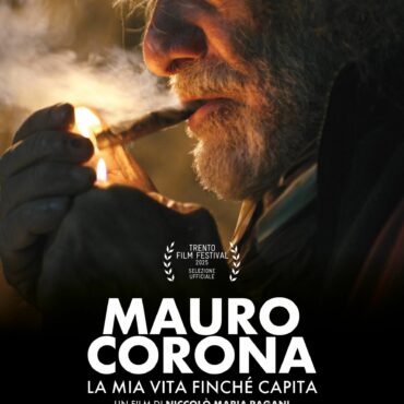 “La mia vita finché capita”. Stasera all’Excelsior di Sondrio Mauro Corona si racconta