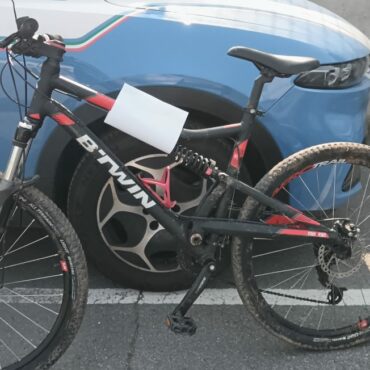 Talamona, sei biciclette rinvenute nei boschi: la Polizia di Sondrio invita i cittadini a farsi avanti