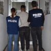 Spaccio nei boschi della Valtellina: arrestato un 23enne a Talamona, bonificata area a Forcola