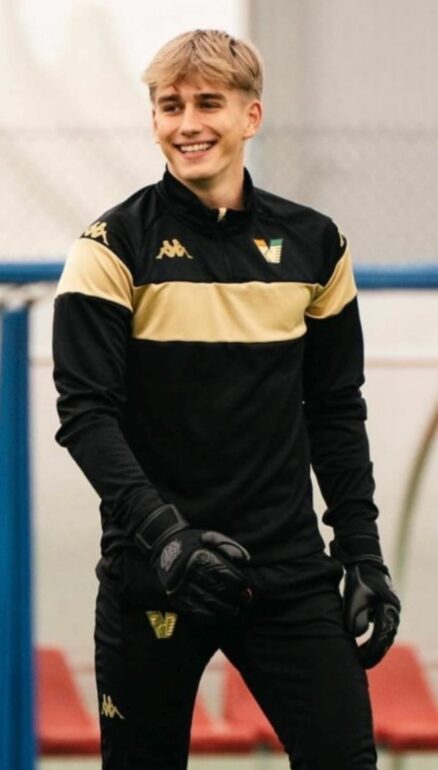 Eryk Slowikowski