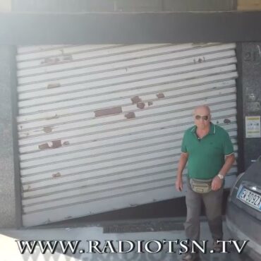 Sondrio, Poste di via Milano: “Riparate quella saracinesca”
