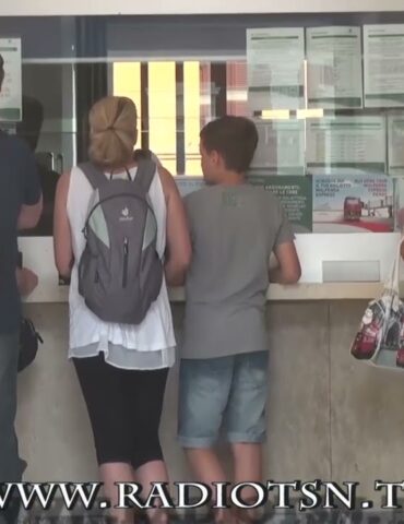 Ritardi e treni soppressi, linea Milano-Tirano sempre… sul podio
