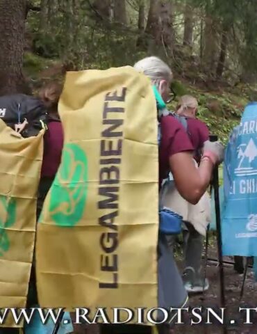 Dal ghiacciaio della Ventina un appello per salvare le montagne