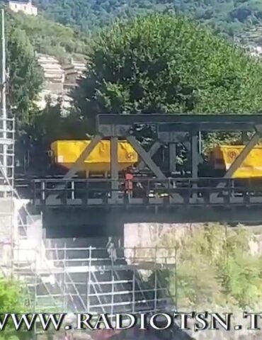Primo test per il nuovo ponte ferroviario sul Mallero