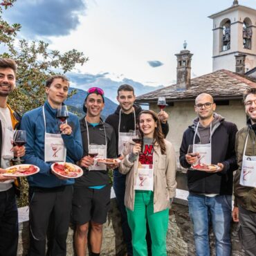 Gustosando piace sempre di più. E… non c’è il due senza il tre