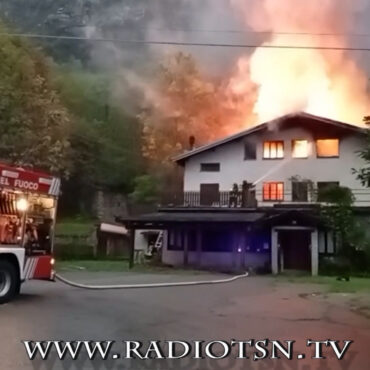 Incendio in corso a Gallivaggio, San Giacomo Filippo