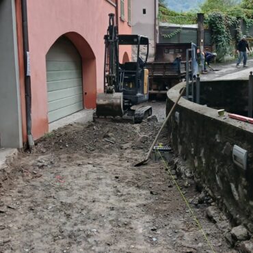 Contrada Fracaiolo: al via i lavori di riqualificazione per sistemare la viabilità interna a Sondrio