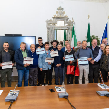 Vininfesta 2025 a Buglio in Monte: il concorso dei vini DOC e IGT non etichettati