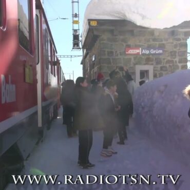 Un viaggio rosso che da 115 anni incanta le Alpi