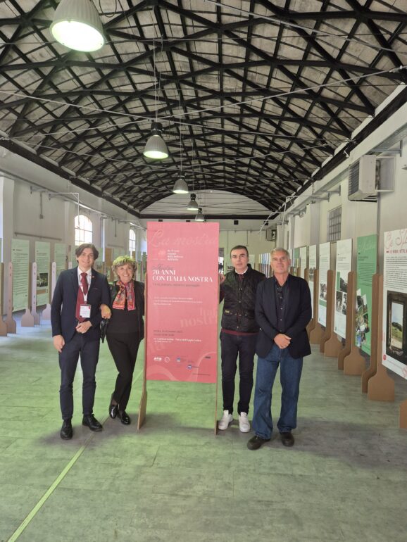 Mostra Appia Antica Storia Italianostra da sinistra Massimiliano Greco pres Lombardia Luisa Toeschi Milano Nord Antonio Muraca Provibiro Luca Carra Milano Nord curatore mostra