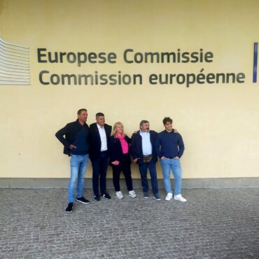 Valchiavenna, amministratori locali a Eurocamera. Snider: “Insieme ai nostri rappresentanti per difendere economia e territorio a Bruxelles”