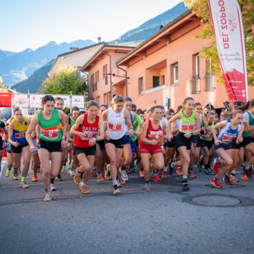 Trofeo Vanoni 2024: trionfo a sorpresa dei britannici del Carnethy Hill Racing Team. Tra le donne Sortini e Collinge protagoniste. Polisportiva Diavoli Rossi conquista il primo posto tra i giovani