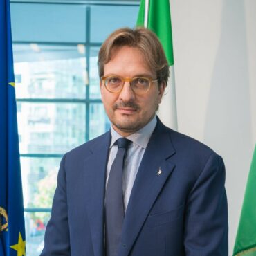 LOMBARDIA, DA REGIONE UN PACCHETTO DI 20 MISURE A SOSTEGNO DELLE IMPRESE. ASSESSORE GUIDESI: SUPPORTARE LE AZIENDE EQUIVALE A SUPPORTARE IL LAVORO