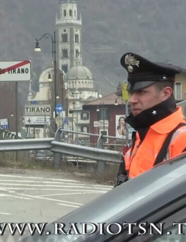 Tirano. Rapina in sala scommesse, un arresto ed un ricercato