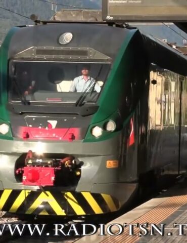 Treni bloccati tra Tirano e Colico, lunedì nero per pendolari e studenti