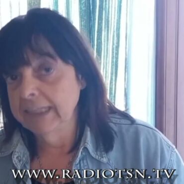 In crociera salvano profughi.  Erano allo stremo