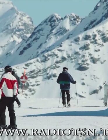 Casco obbligatorio per tutti, cambia lo sci in Italia