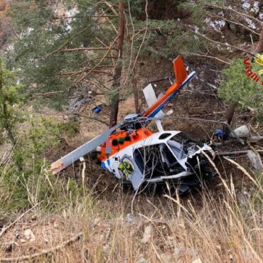 Lanzada. Tutti vivi gli occupanti dell’elicottero precipitato stamane: a salvarli la manovra del pilota Maurizio Folini