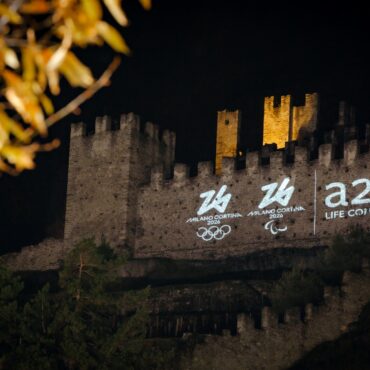 A2A ACCENDE IL CASTELLO DI GROSIO PER MILANO CORTINA 2026