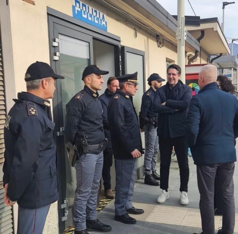Inaugurata la nuova postazione Polfer con il sottosegretario Molteni 1 Senza titolo 2