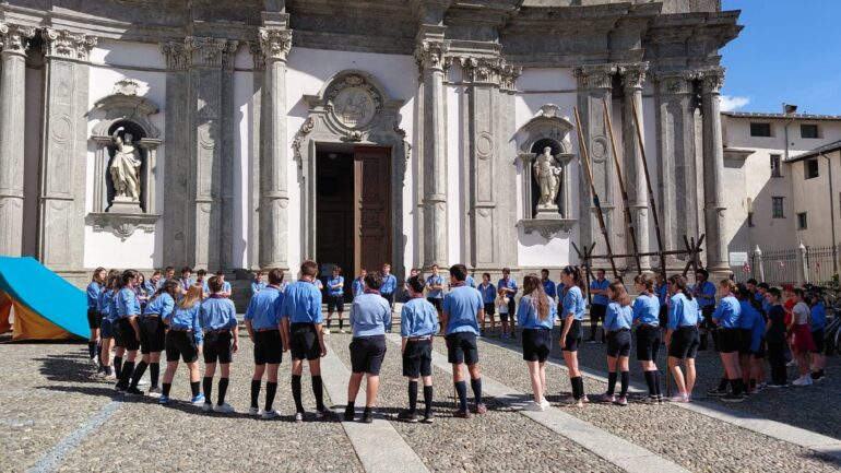 Scout Morbegno, grande festa di fine anno in Piazza San Giovanni: oltre 60 anni di educazione, amicizia e vita all'aria aperta 1 74126