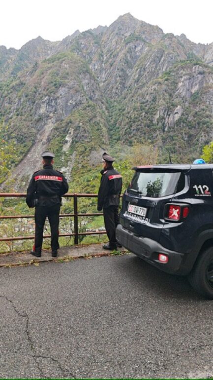 Frana in Val Masino, la situazione: smottamento stabilizzato e riunione in Prefettura 1 PHOTO 2026 09 10 09 33 57
