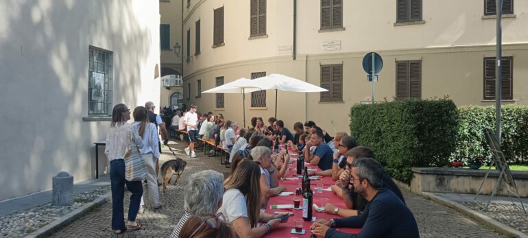 Sondrio, oggi a Scarpatetti la lunga pizzoccherata per la Festa della Madonna dell’Uva 1 PHOTO 2026 09 20 13 00 58