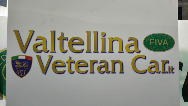 Motoraduno Guzzi in corso a Mandello: presente anche Valtellina Veteran Car 7 veteran